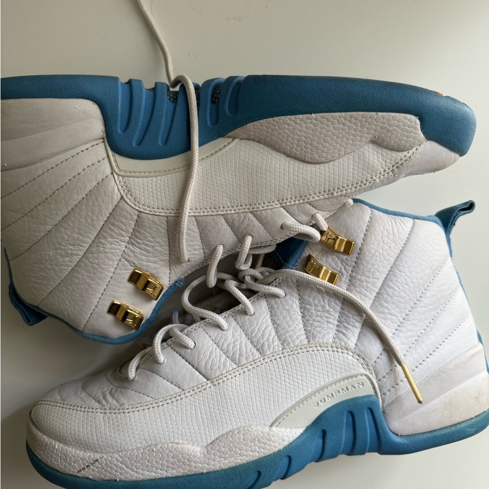 Air Jordan 12 Retro University Blue